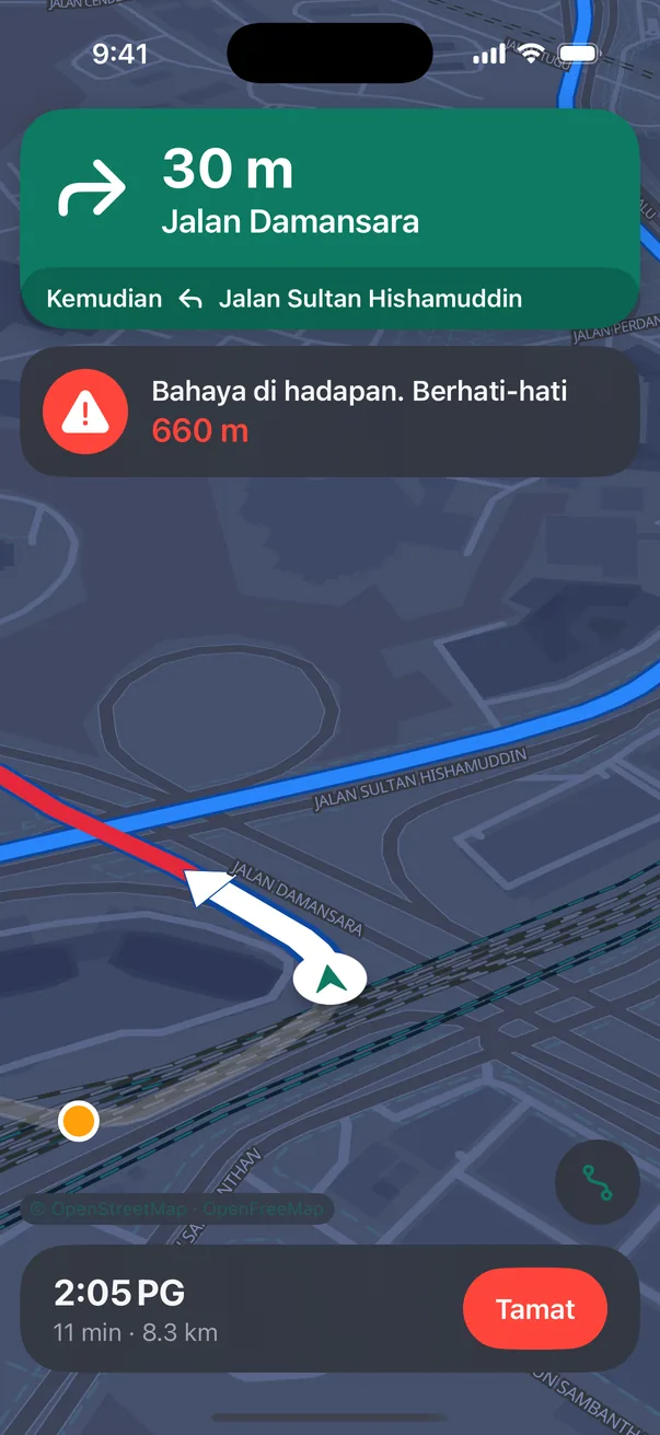 Amaran bahaya 660 meter di depan semasa navigasi